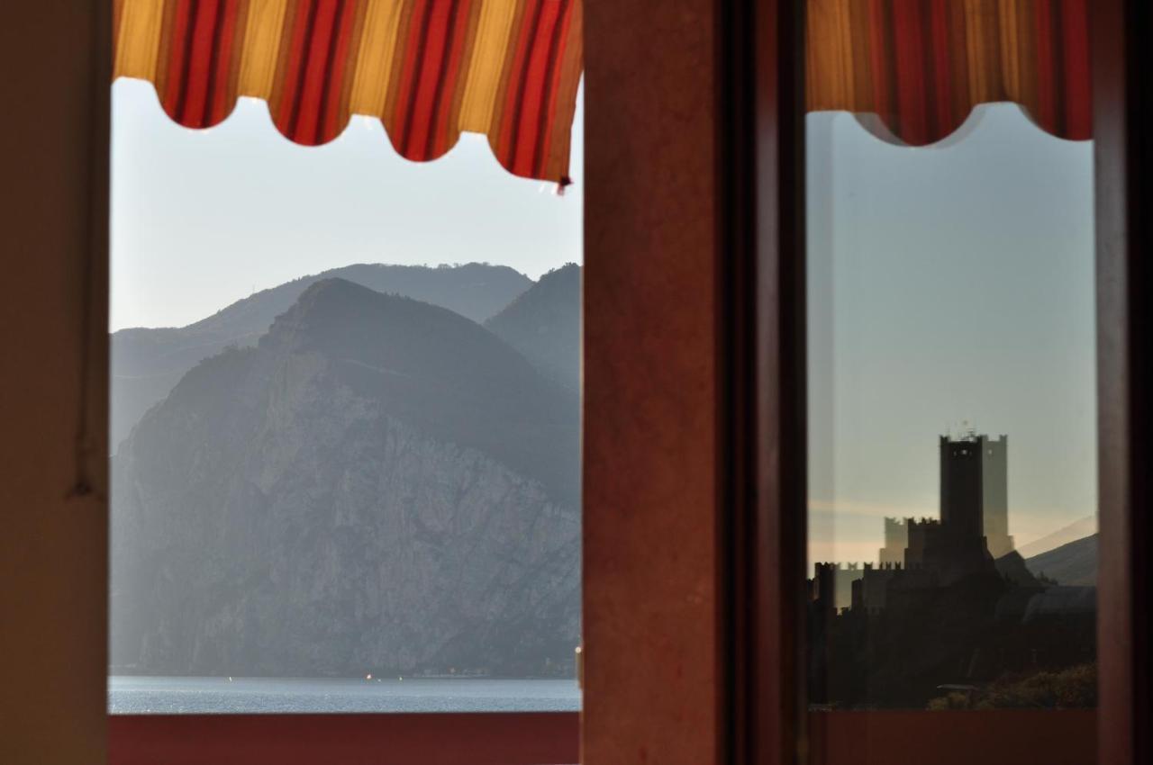 Villa Pifferi Malcesine Buitenkant foto